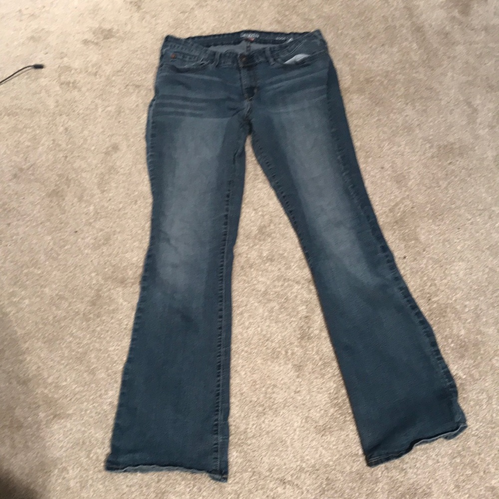 Levi’s boot cut jeans